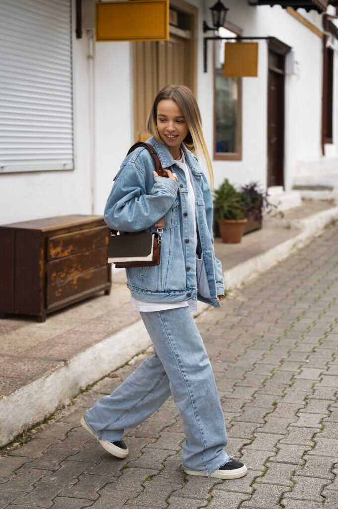 baggy-fit jeans Fashion Trends